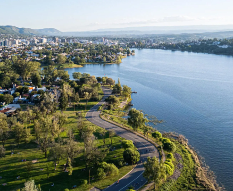 Carlos paz | Paquete de viaje por $ 300.000 p/pers. en SoyPasajero.com